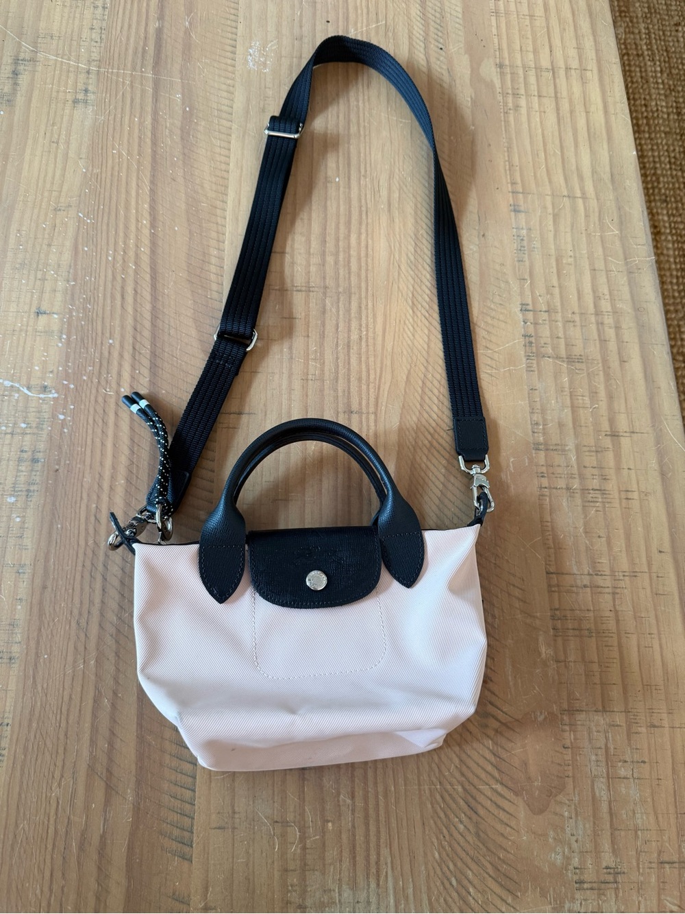 Longchamp Small Crossbody Tote in Light Pink and Black - Picture 2 of 6